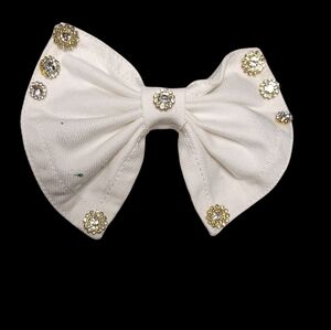 Champagne Crown Bow Tie Broach